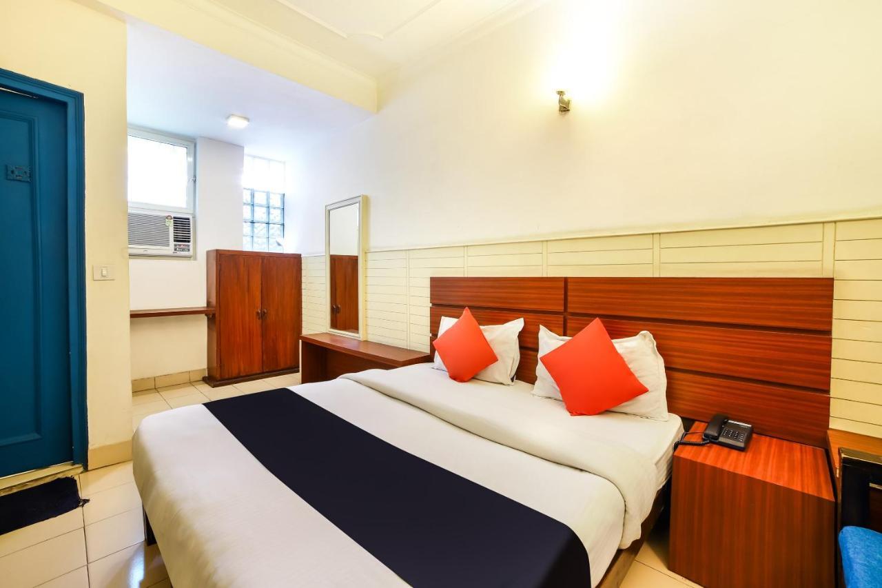 Capital O 48354 The Nest Nueva Delhi Exterior foto